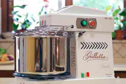 Impastatrice Grilletta Famag: la macchina per impastare in poco tempo prodotti eccellenti